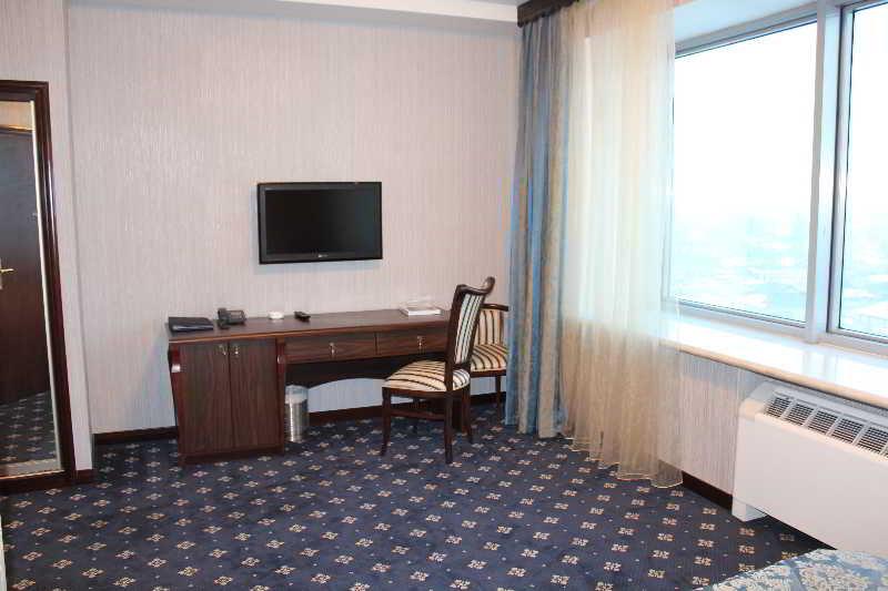 Royal Palace Hotel Alma-Ata Exteriör bild